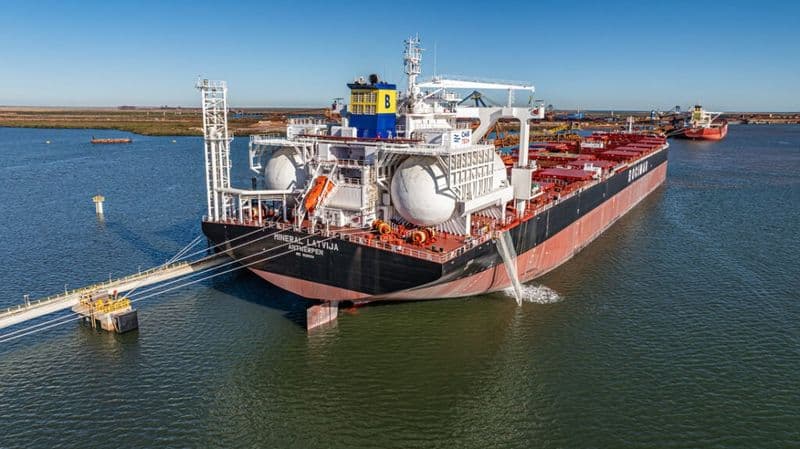 Fortescue, CMB.TECH in zero-emissions shipping deal for 12 ammonia-capable vessels