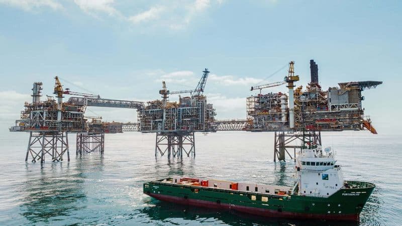 Buzzard offshore platform; Courtesy of CNOOC