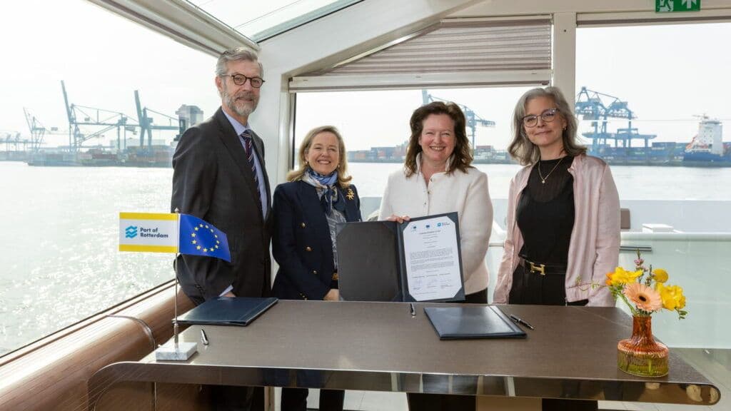 €90M loan for Port of Rotterdam’s shore power development
